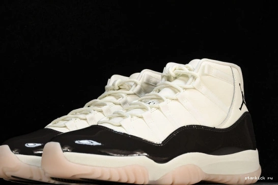 Neapolitan 11 AR0715-101 AR0715-101   Retro Jordan 0911